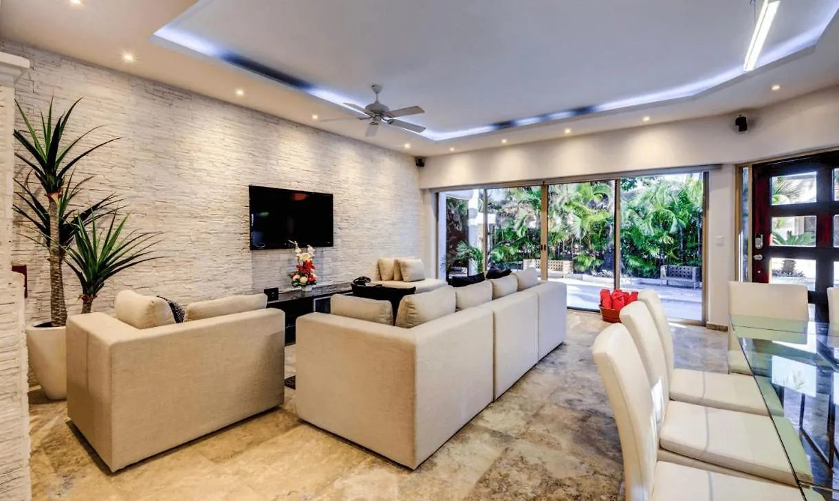 Luxury House In Playacar Steps To The Beach Playa del Carmen
