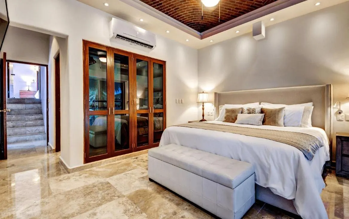Luxury House In Playacar Steps To The Beach Playa del Carmen