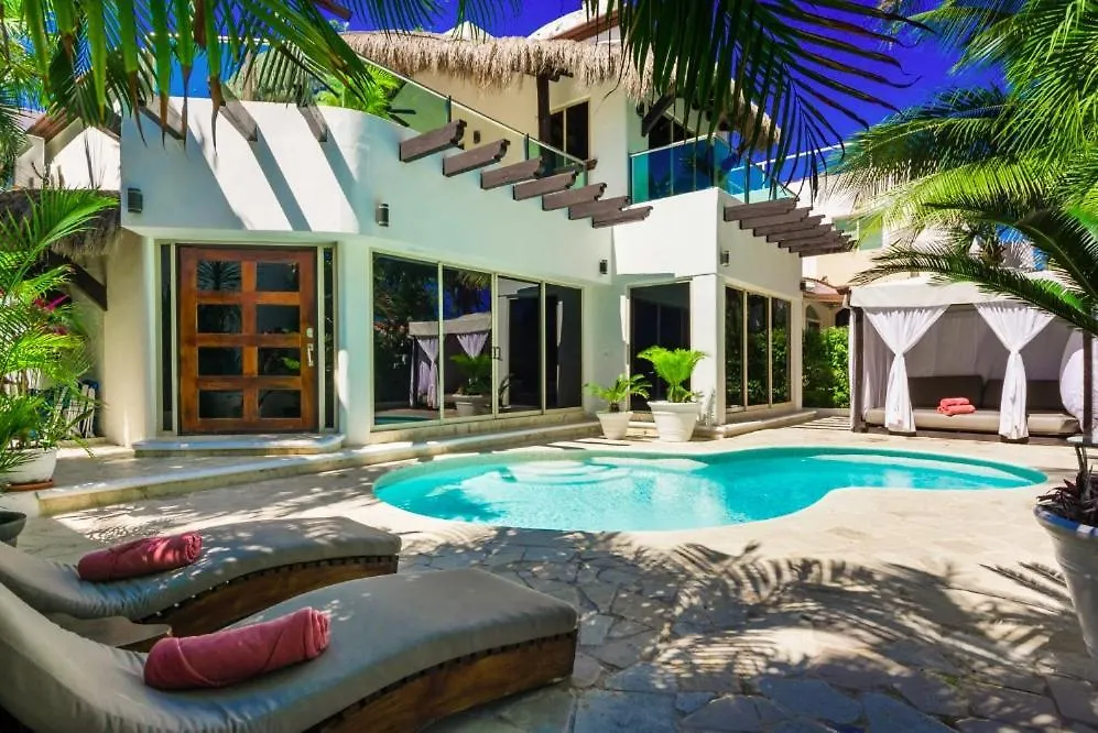 Luxury House In Playacar Steps To The Beach Playa del Carmen